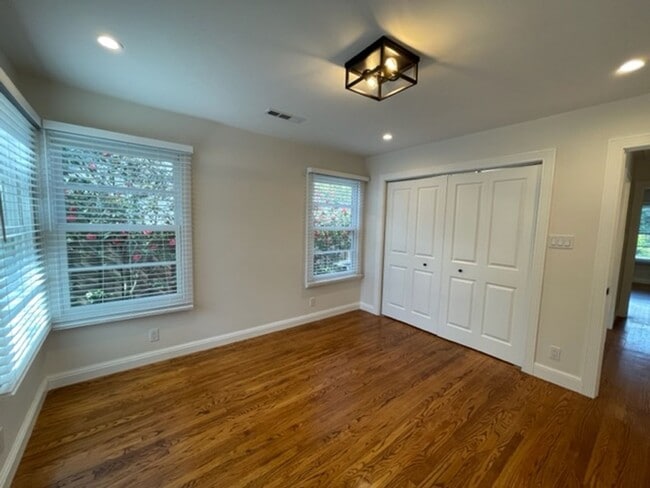 Building Photo - Lafayette home, great location!