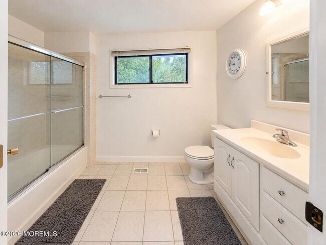 Building Photo - 72 Lenape Trail