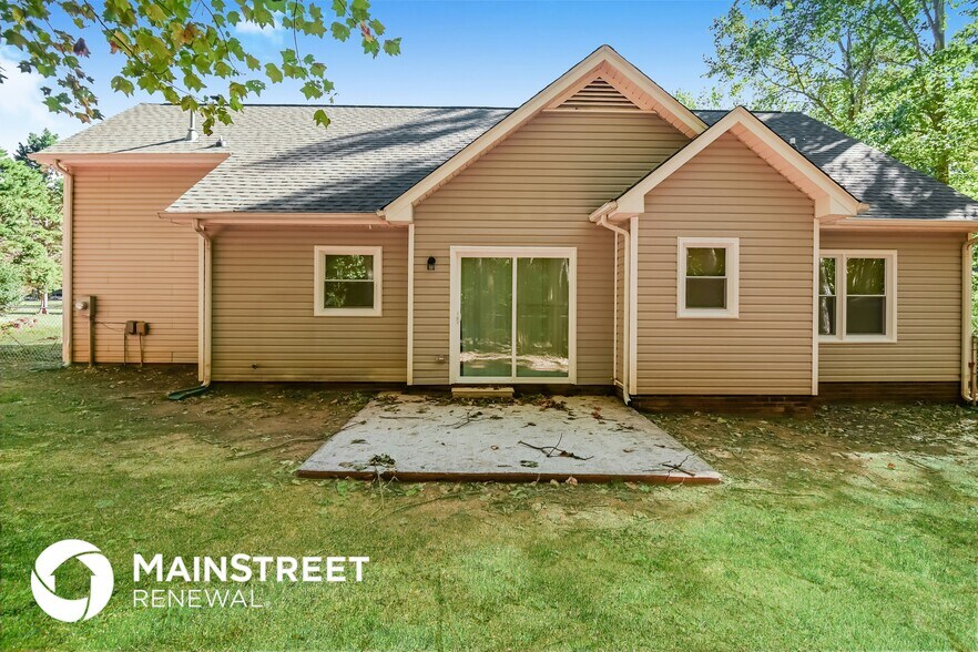 Building Photo - 9409 Dogwood Ridge Dr