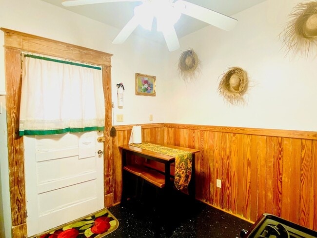 Building Photo - 2528 Ave Q 1/2