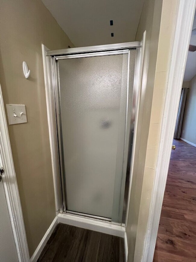 Building Photo - CONDO WITH LOFT IN GAITHERSBURG