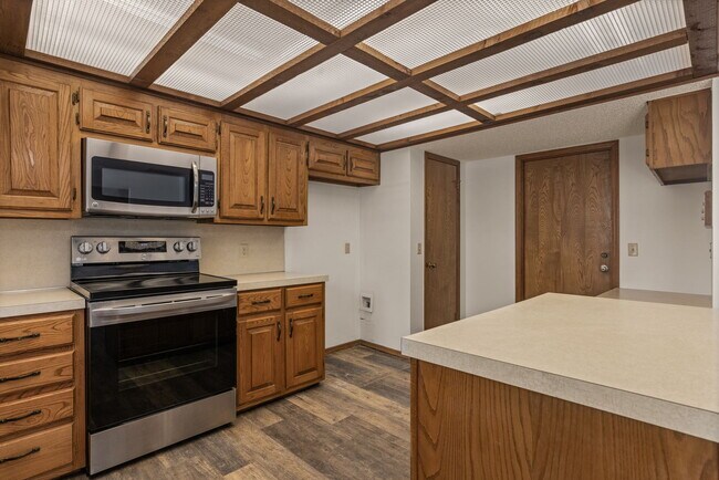 Building Photo - 630 S 276th E Ave