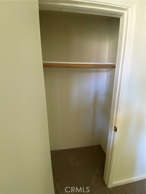 Building Photo - 18483 Park Point Ct