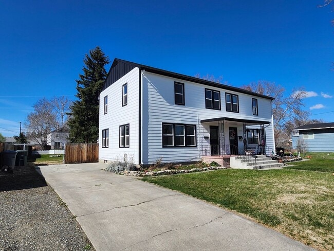 Building Photo - 1115-1117 Long Ave