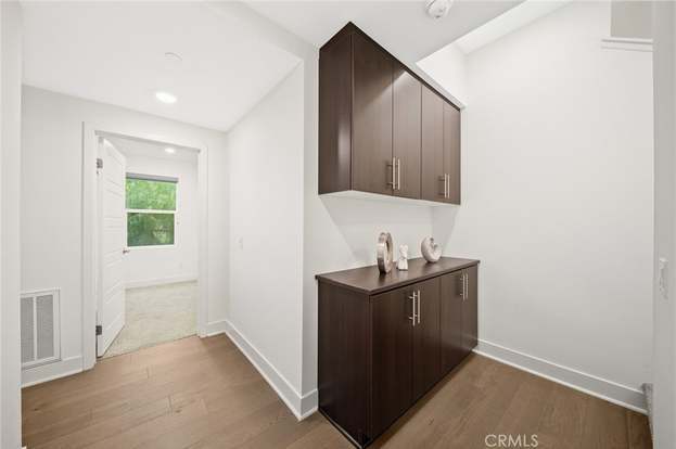 Building Photo - 2768 Wright Ln