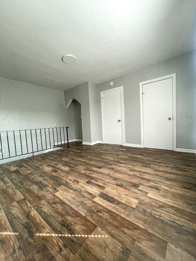 Building Photo - 310 Marlow St