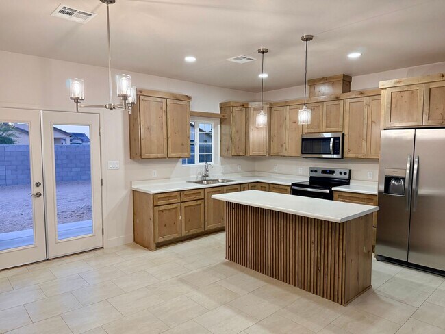 Building Photo - Brand New Three Bedroom Two Bath Home !!!
