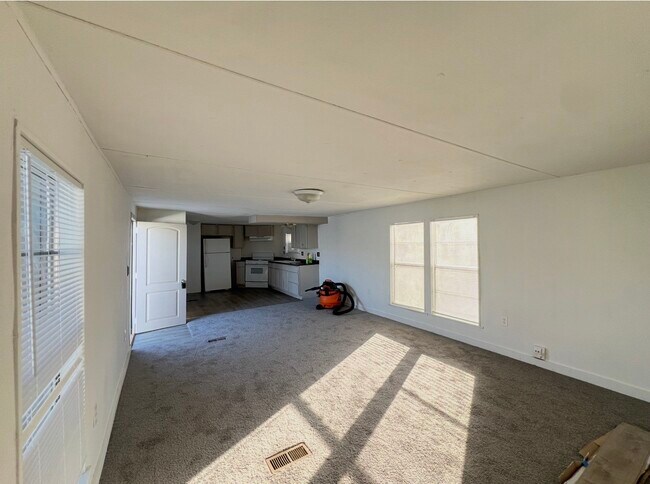 Building Photo - 1511 Jones St