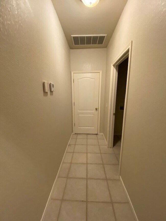 Building Photo - Coming Soon!!!!!  Union schools: 4 bedroom...