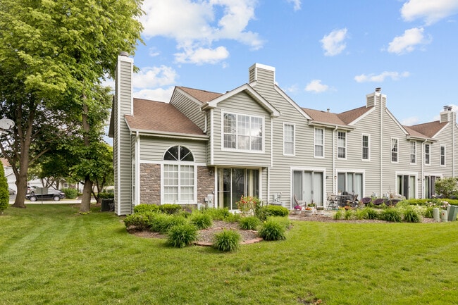 Building Photo - 1175 Regency Dr