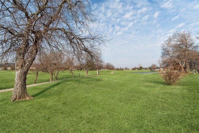 Building Photo - 11805 Ashford Dr