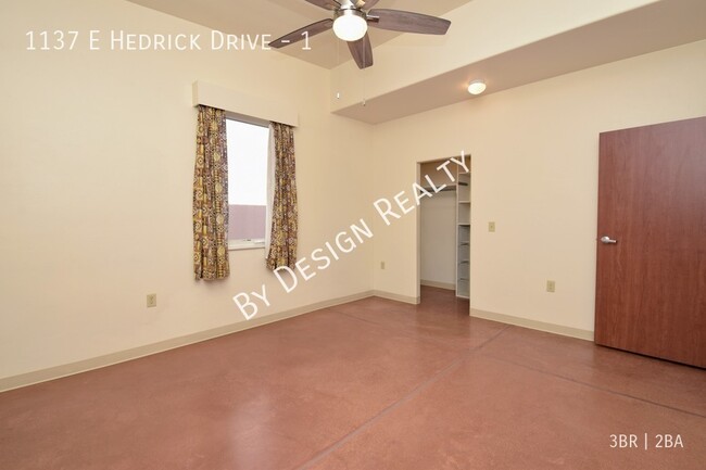 Building Photo - Custom 3 Bed 2 Bath in North Midtown