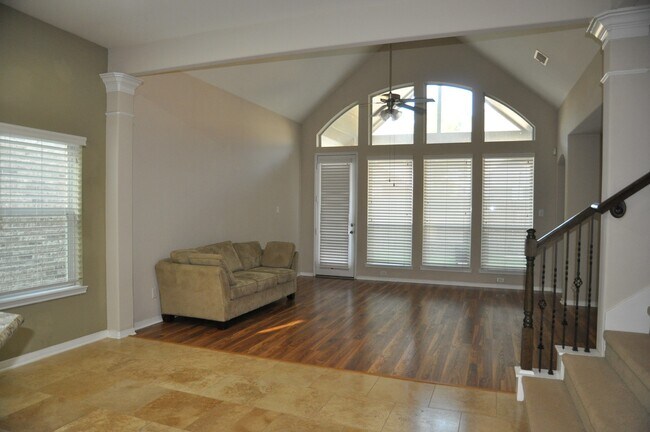 Building Photo - 6315 Denison Oaks Dr