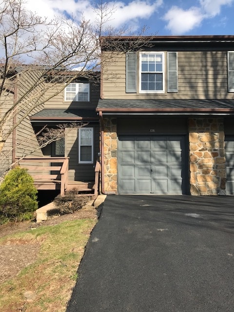 Building Photo - 32B Foxboro Ct