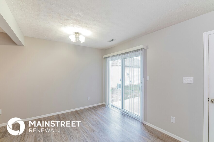 Building Photo - 9620 River Trail Dr
