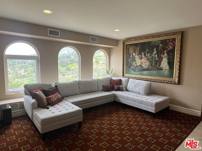 Building Photo - 31280 Bailard Rd