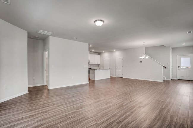 Building Photo - 205 Wilbur Lake Dr