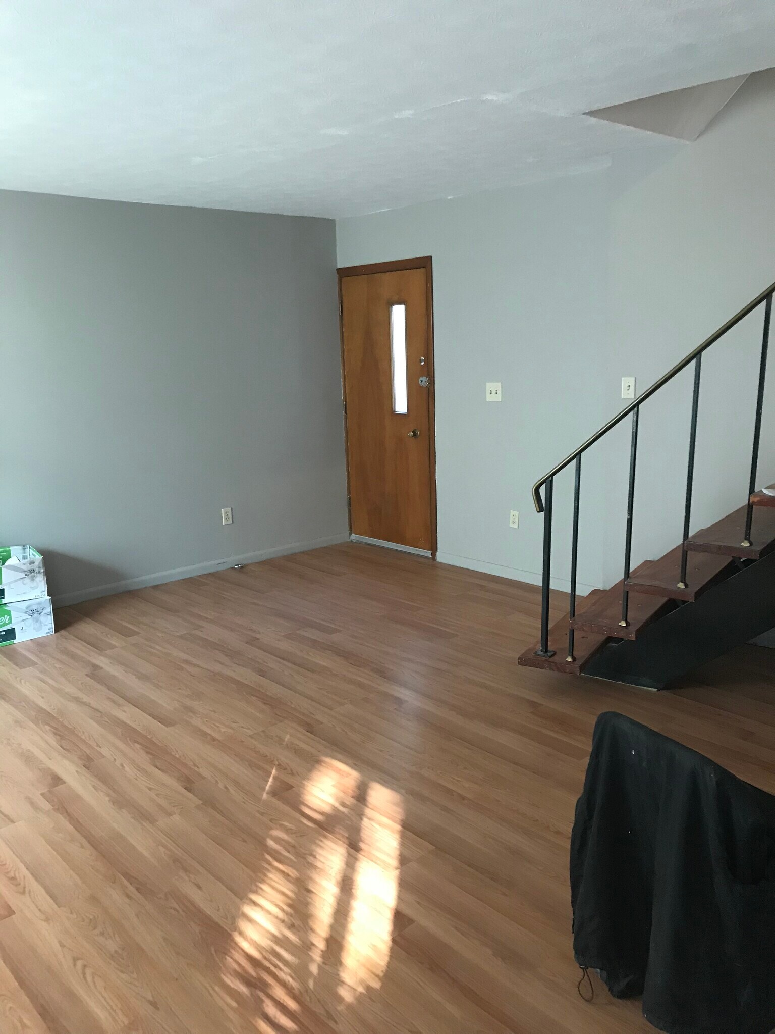 Building Photo - 1250 E 276th St