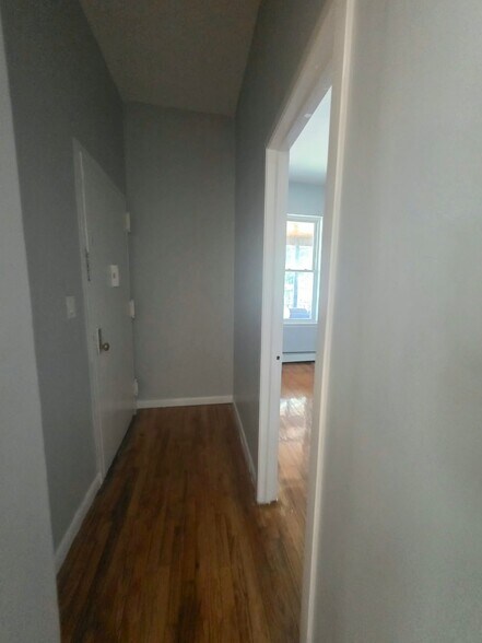 Building Photo - 170 Woodworth Ave