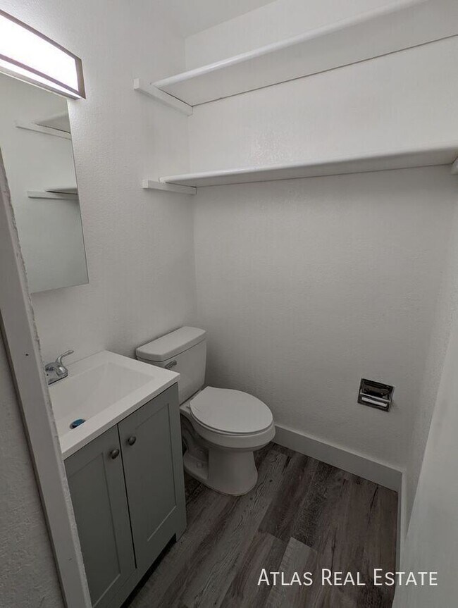 Building Photo - 5703 S Pearl St