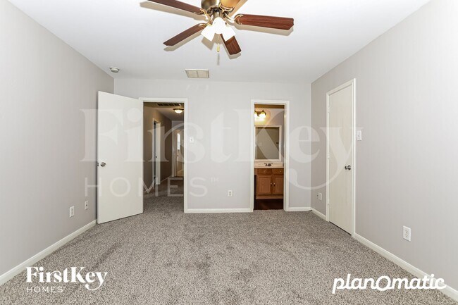 Building Photo - 3507 Avalon Castle Dr