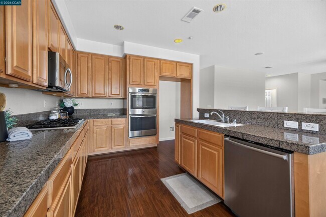 Building Photo - 2651 Ranchwood Dr