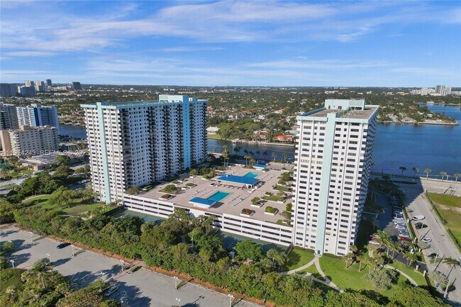 Building Photo - 1201 S Ocean Dr