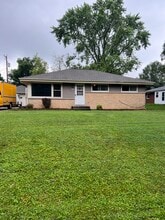 Building Photo - 4625 W Parkland Ave