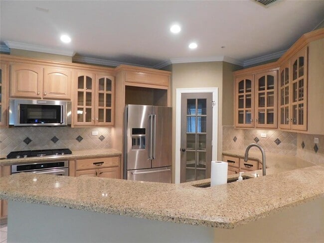 Building Photo - 4333 Lake Run Dr