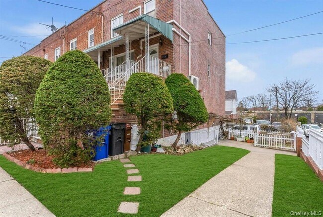 Building Photo - 8904 Avenue J