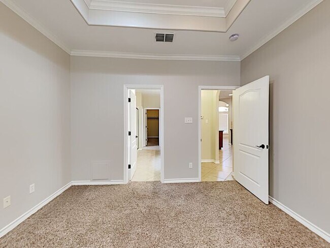 Building Photo - 3726 Berkeley Dr