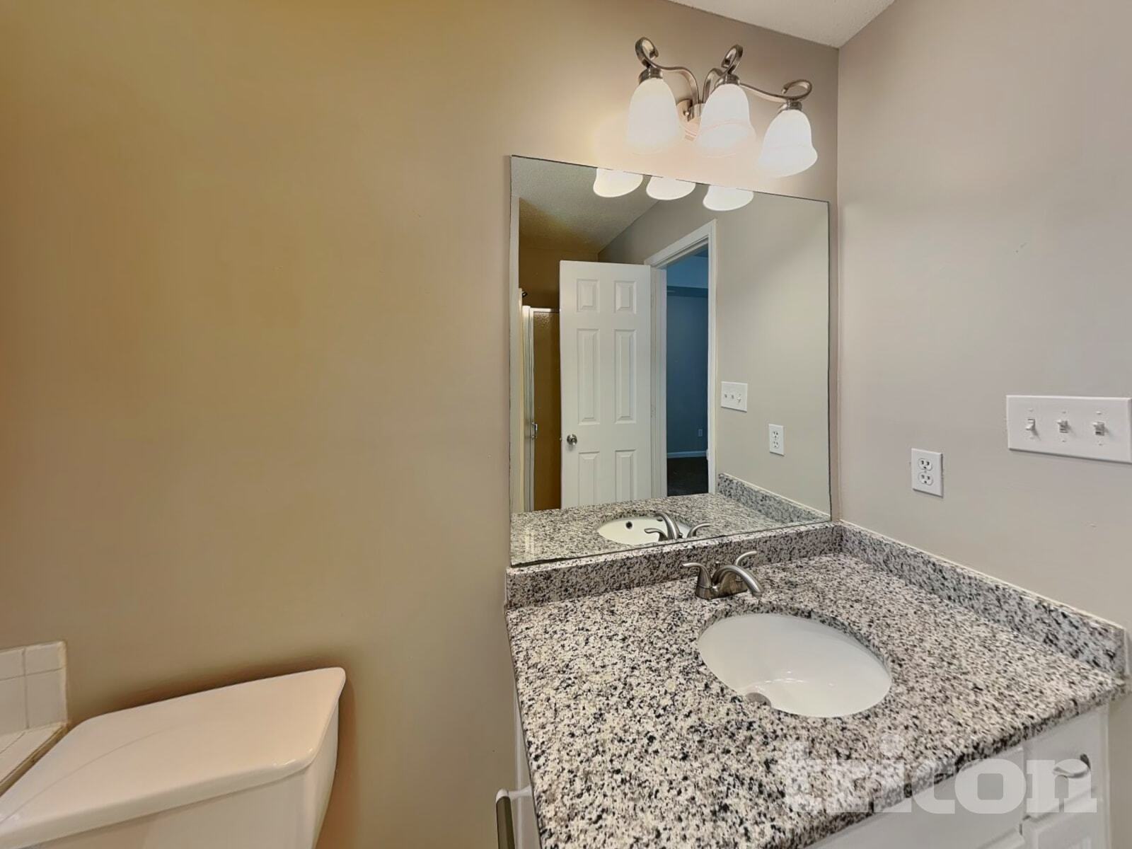 Building Photo - 3023 Ryan Rd