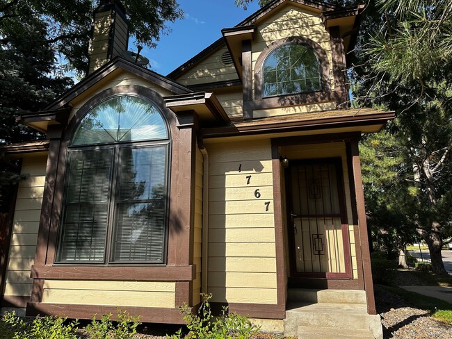 Building Photo - 1767 S Pitkin Cir
