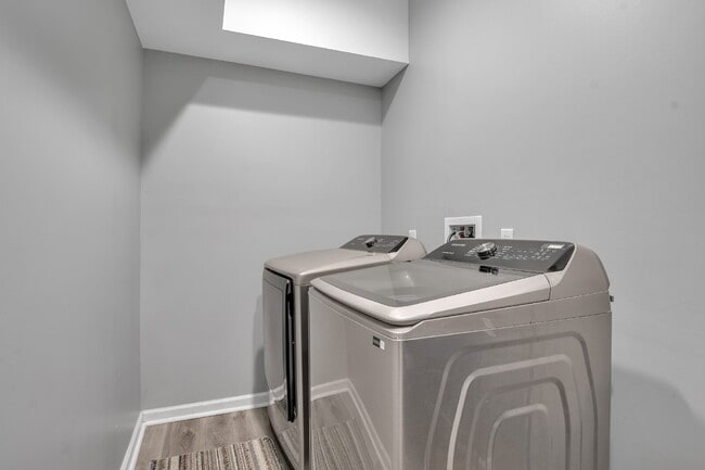 Building Photo - Furnished 4-Bedroom Single-Family Home on Buffalo’s West Side
