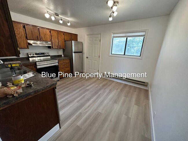 Building Photo - 1224 Holman Ave