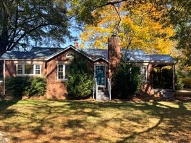 Building Photo - 1828 Statesville Blvd