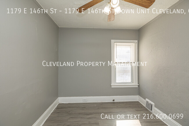 Building Photo - Renovated Cleveland Duplex