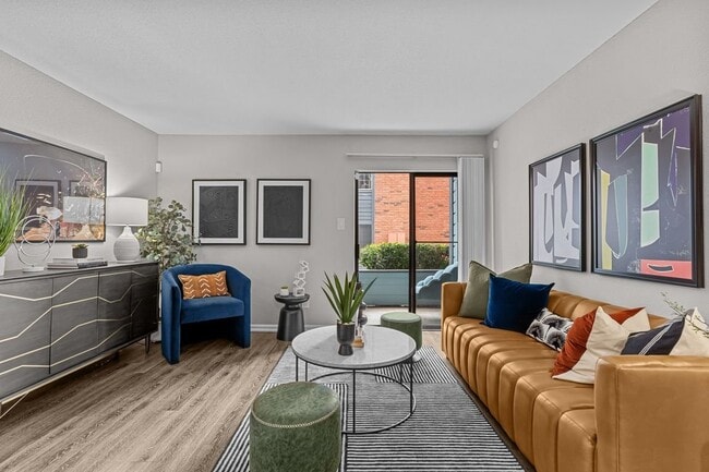 Building Photo - 3220 Duval Rd