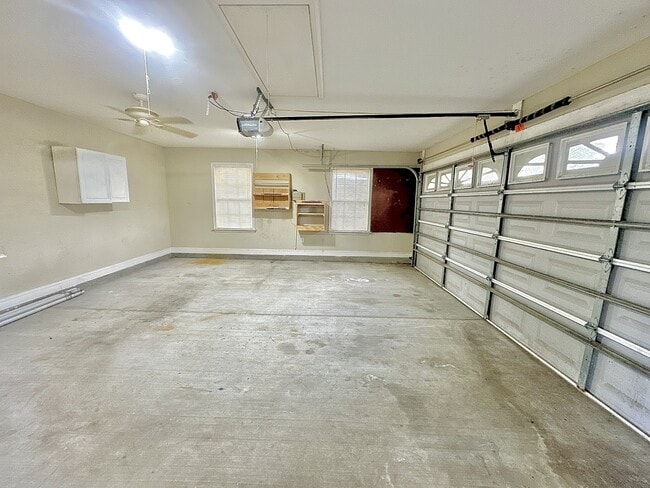 Building Photo - 46 Live Oak Trail