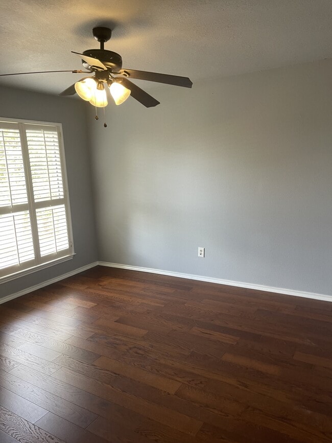 Building Photo - 25118 Flaming Arrow