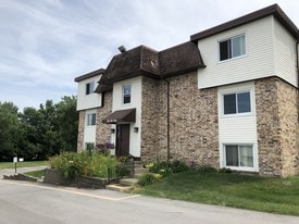 Building Photo - Hickman Hill Apartments HEAT & WATER INCLUDED