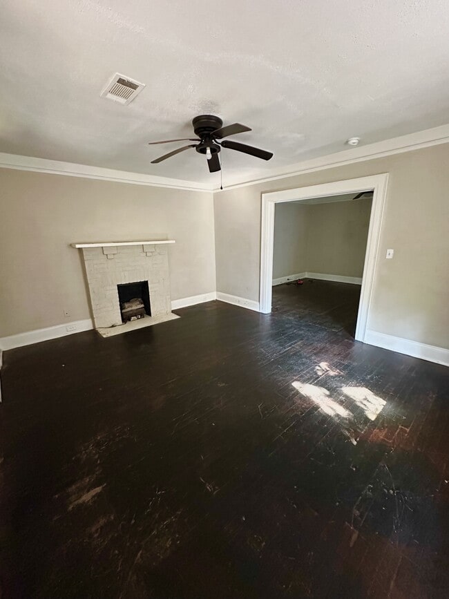 Building Photo - 2509 Poplar St