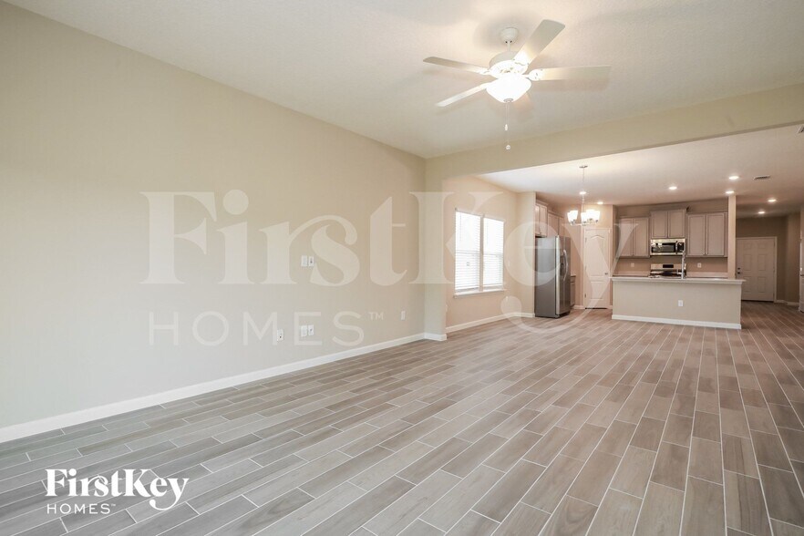 Building Photo - 263 Bloomfield Wy