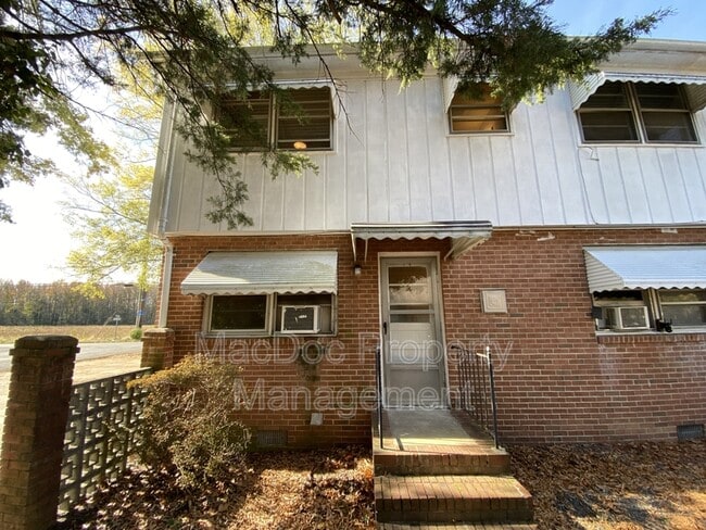 Building Photo - 5467 Potomac Dr