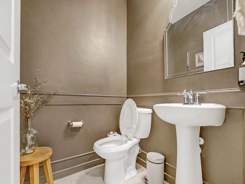 Building Photo - 4330 Meandering Bay Dr