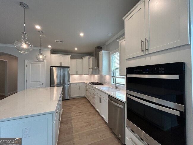 Building Photo - 473 Bandon Wy