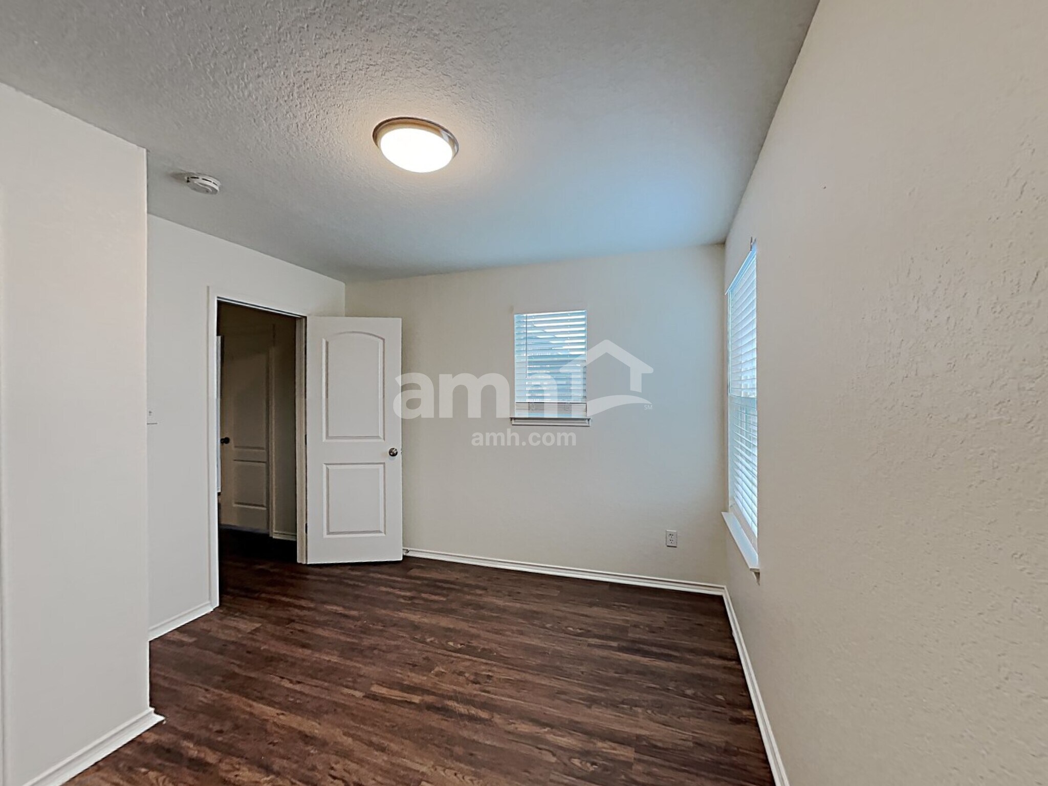 Building Photo - 135 Bass Ln