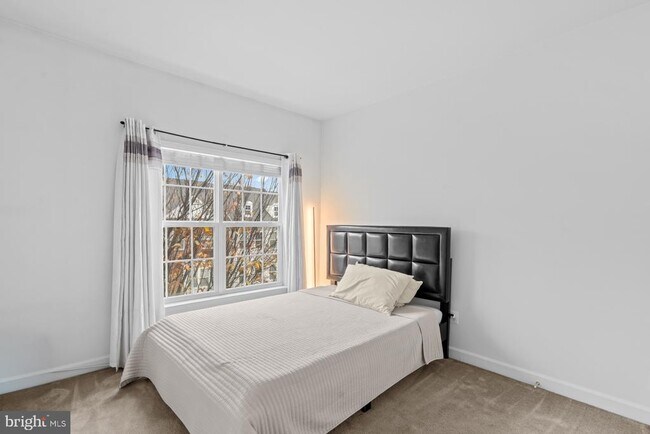 Building Photo - 8328 Gibbs Way