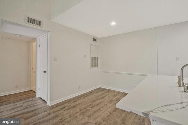 Building Photo - 3308 Wyndham Cir