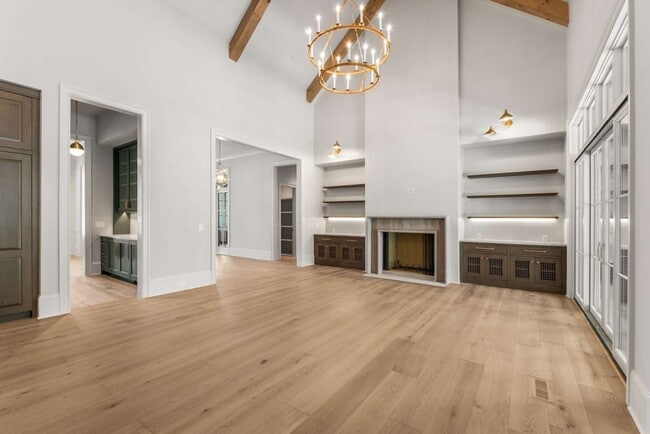 Building Photo - 8115 Devens Dr